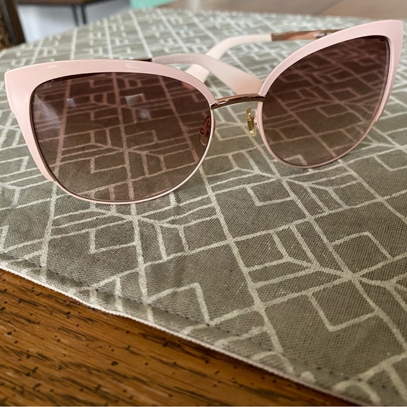 Kate Spade Genice sunglasses - Picture 6 of 6